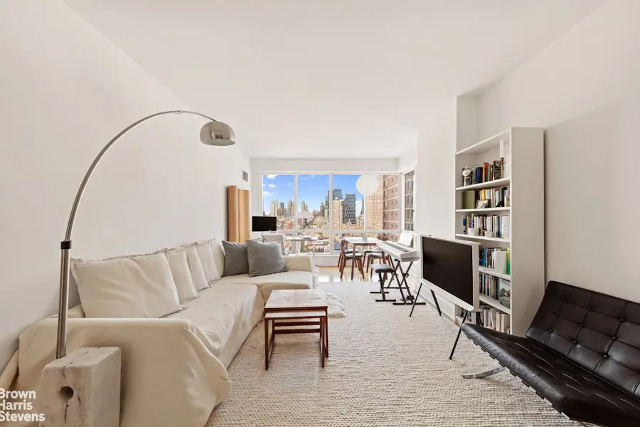 350 W 42nd Street #26D, New York, NY 10036 - #3
