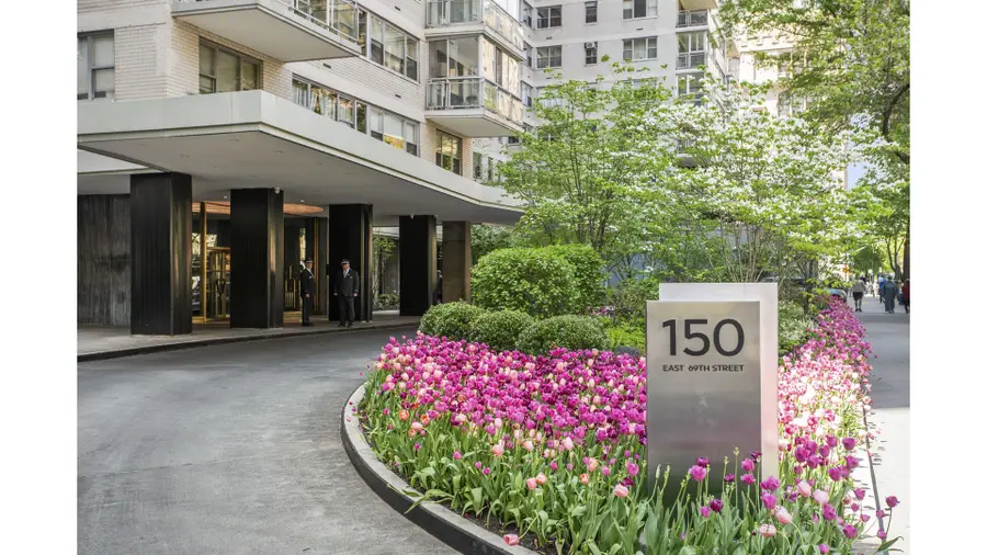 150 E 69th Street #2R, Manhattan, NY 10021 - #3