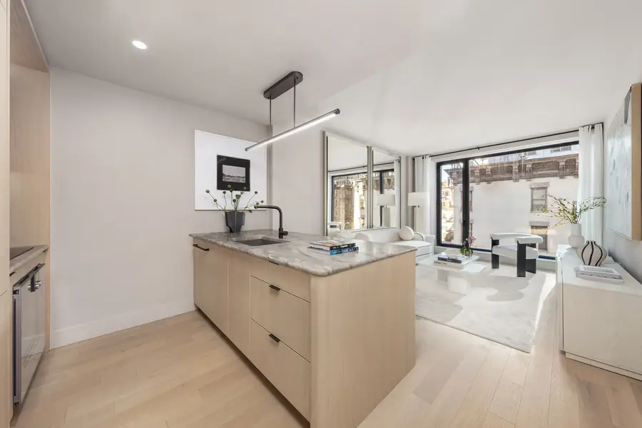 400 W 38th Street #5EN, Manhattan, NY 10018 - #2