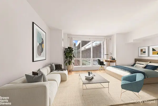 350 W 42nd Street #28H, Manhattan, NY 10036