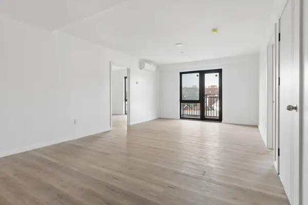 70-25 Queens Boulevard #7H, Queens, NY 11377