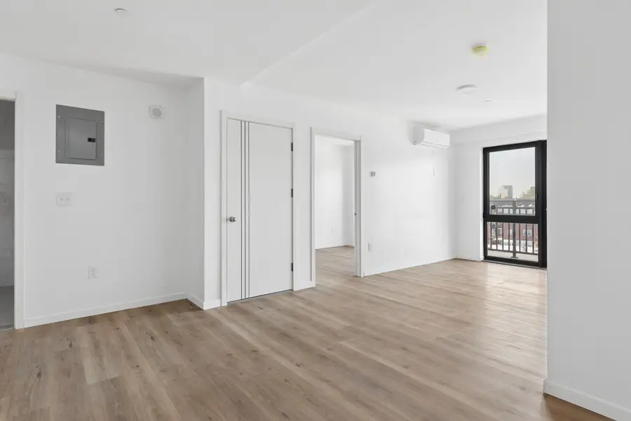 70-25 Queens Boulevard #7J, Queens, NY 11377 - #3