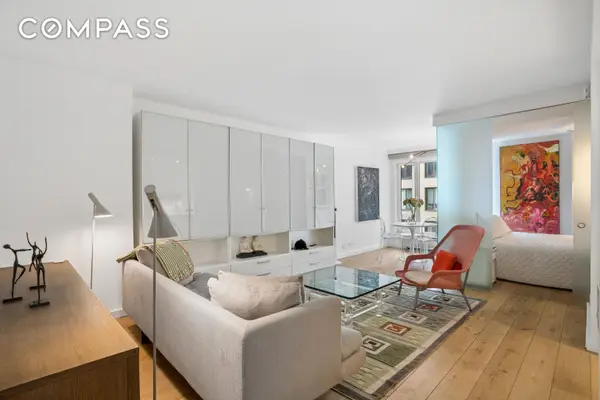 200 Central Park S #18L, Manhattan, NY 10019