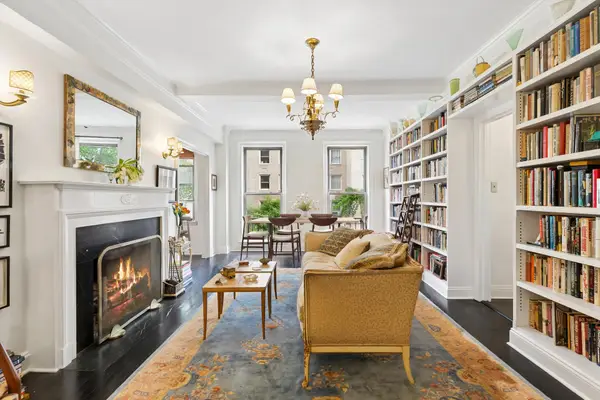 242 E 19th Street #3C, Manhattan, NY 10003