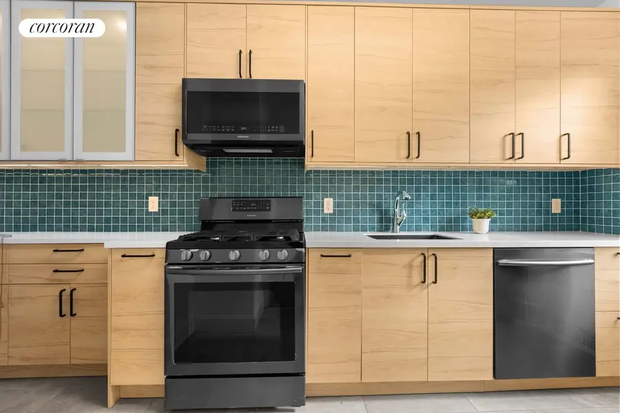 920 E 17th Street #422, Brooklyn, NY 11230 - #3