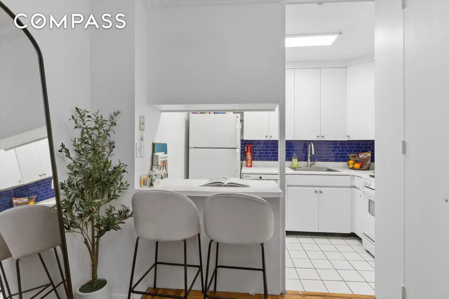 300 E 40th Street #9V, New York, NY 10016 - #2