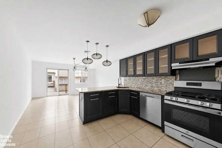 17 Tessa Court, Staten Island, NY 10304 - #3