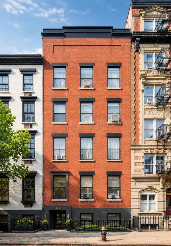 336 W 19th Street #1, Manhattan, NY 10011