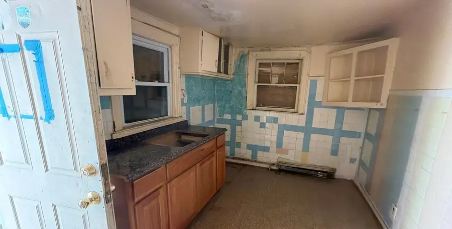 90 Jackie Robinson Parkway, Brooklyn, NY 11207 - #2
