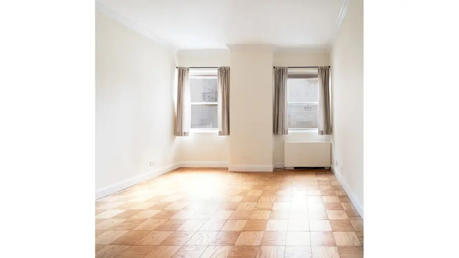 58 W 58th Street #15C, Manhattan, NY 10019 - #2