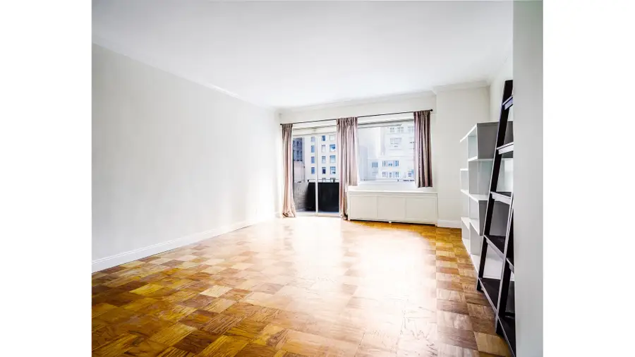58 W 58th Street #15C, Manhattan, NY 10019 - #3
