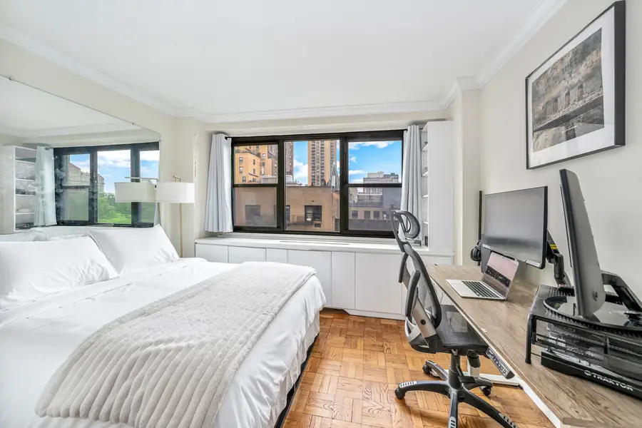 210 E 15th Street #8P, Manhattan, NY 10003 - #2