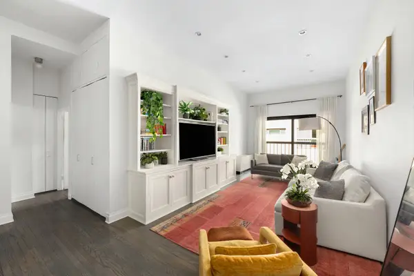 808 Broadway #3K, Manhattan, NY 10003