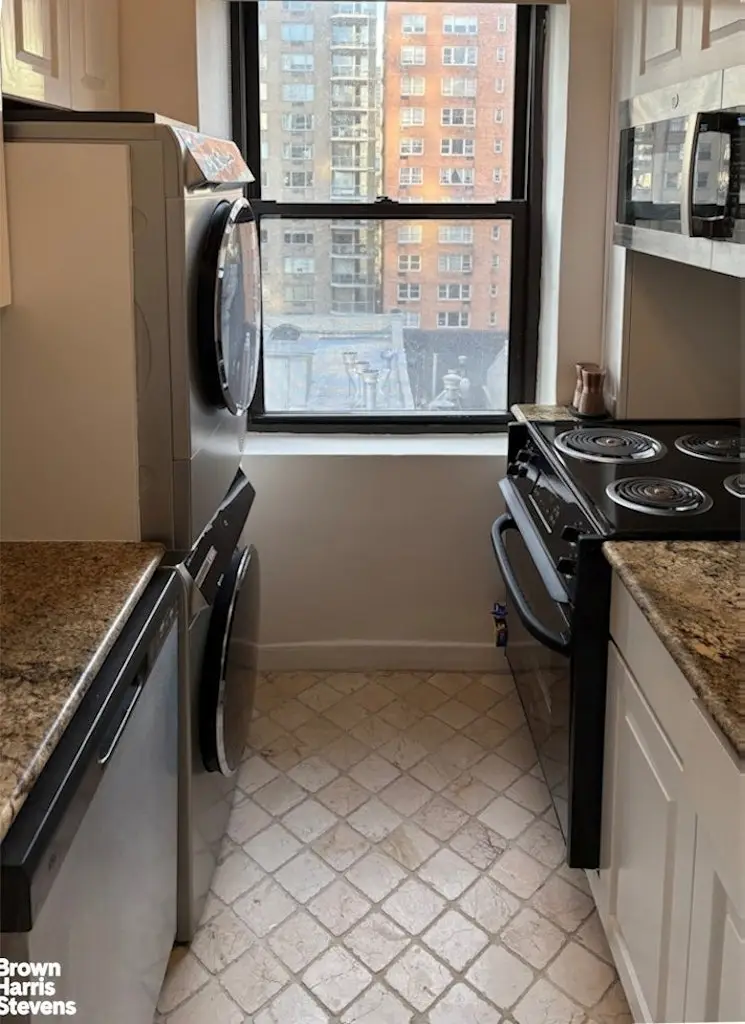 235 E 73rd Street #8D, Manhattan, NY 10021 - #3