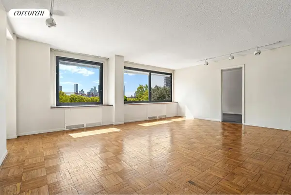 531 Main Street #503, Manhattan, NY 10044
