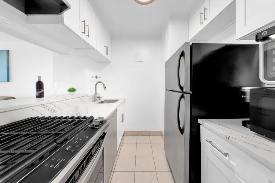245 E 54th Street #22B, Manhattan, NY 10022 - #3