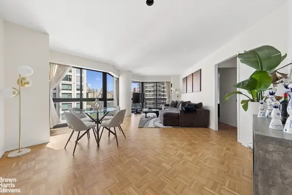 200 E 61st Street #10D, Manhattan, NY 10065