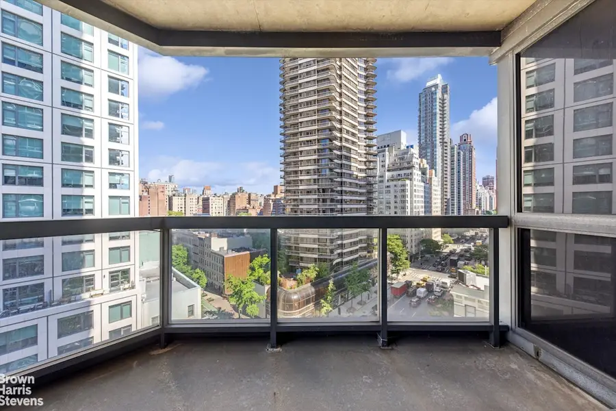 200 E 61st Street #10D, Manhattan, NY 10065 - #2