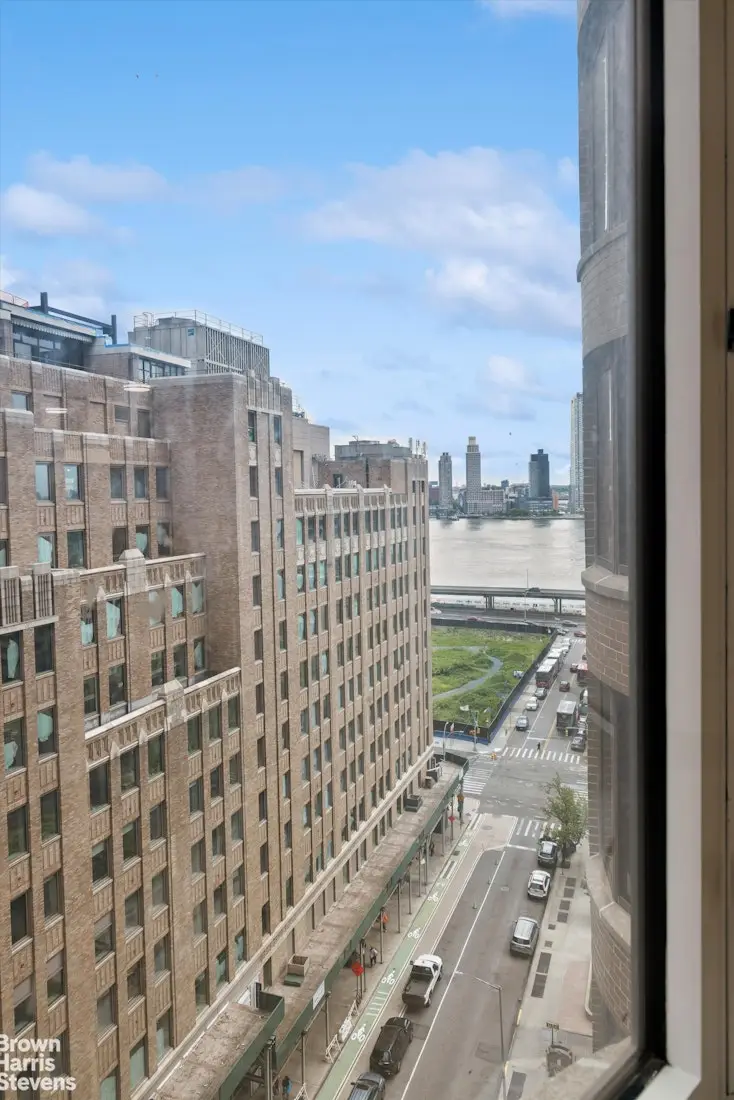 330 E 38th Street #15H, New York, NY 10016 - #3