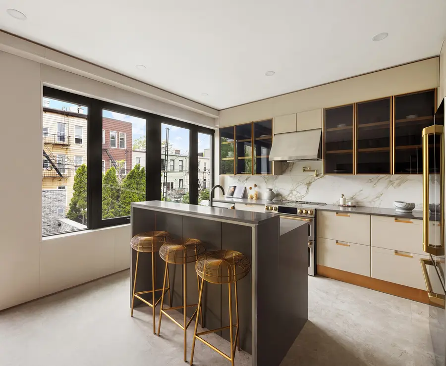 173 Kingsland Avenue #2, Brooklyn, NY 11222 - #3