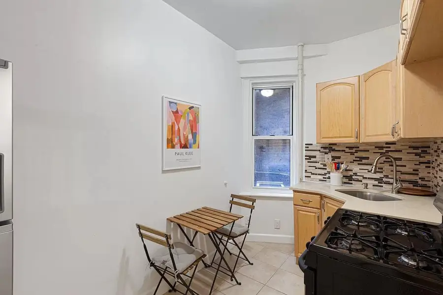 25 W 64th Street #1-B, Manhattan, NY 10023 - #2