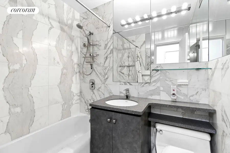 196 E 75th Street #7C, New York, NY 10021 - #3