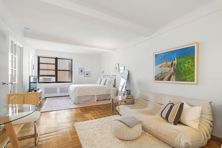 245 E 72nd Street #8-H, New York, NY 10021 - #3