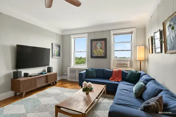 570 Ocean Parkway #6BC, Brooklyn, NY 11218