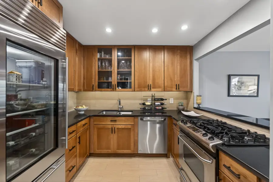 296 W 10th Street #6N, Manhattan, NY 10014 - #3