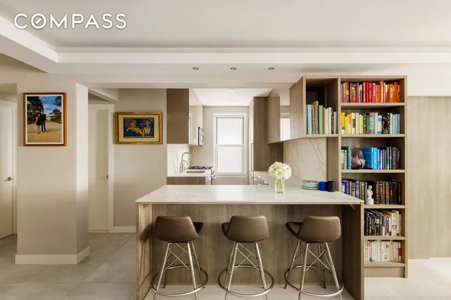 30 E 9th Street #1B, New York, NY 10003 - #3
