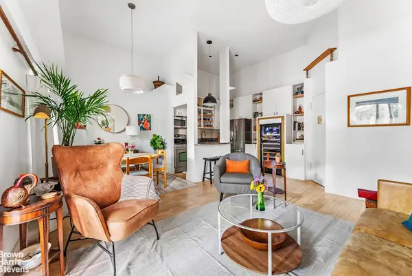 327 4th Street #2F, Brooklyn, NY 11215