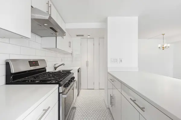 136 E 56th Street #12C, Manhattan, NY 10022