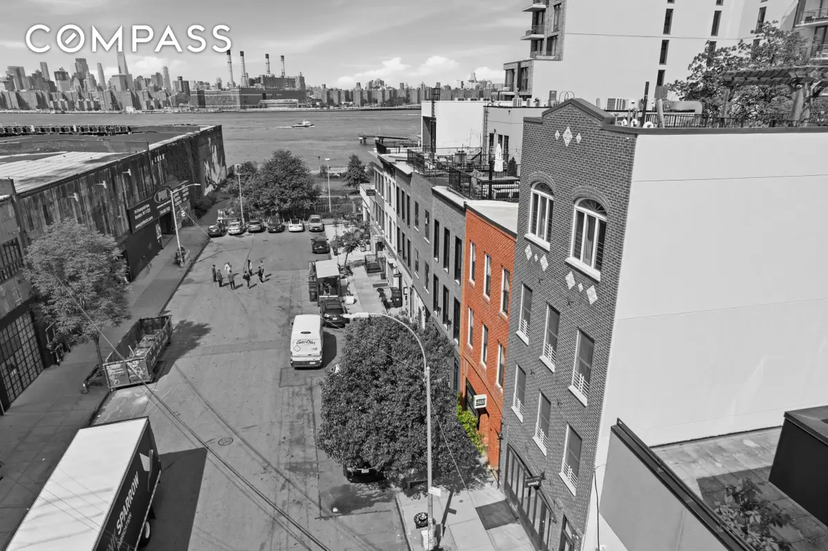29 Greenpoint Avenue, Brooklyn, NY 11222 - #1