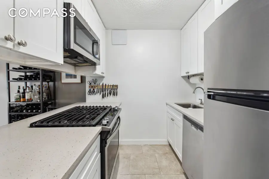300 Rector Place #8N, New York, NY 10280 - #3