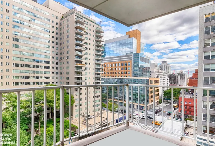 220 E 65th Street #9M, Manhattan, NY 10065 - #3