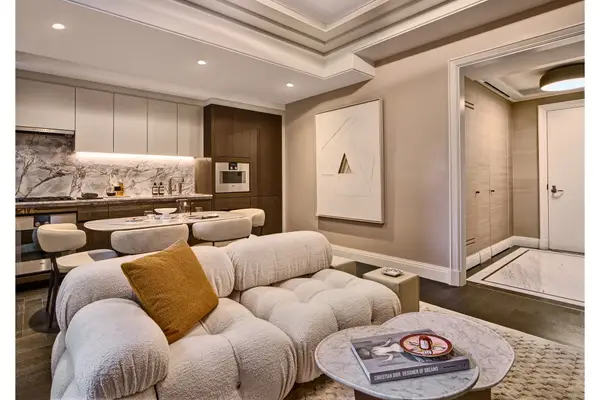 303 Park Avenue #2801, Manhattan, NY 10022