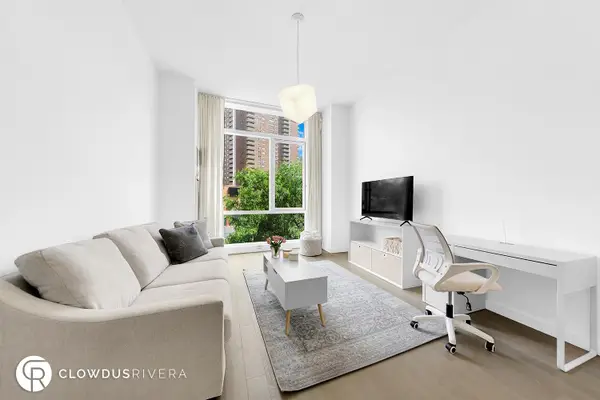 200 Chambers Street #2-K, Manhattan, NY 10007
