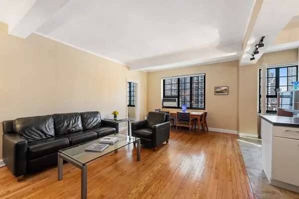 211 E 35th Street #10G, Manhattan, NY 10016