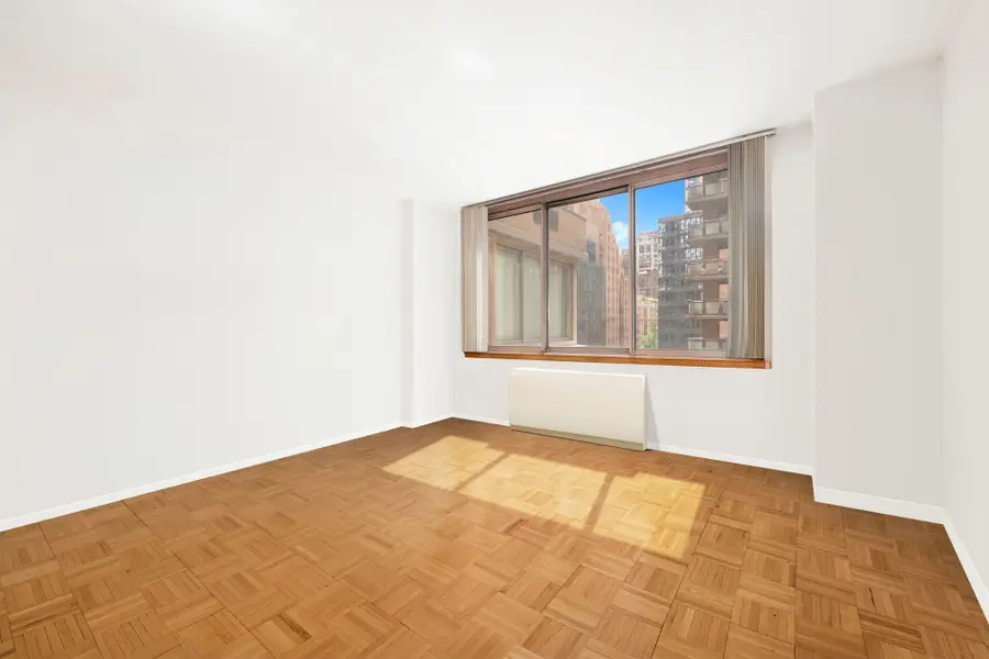235 E 40th Street #9I, Manhattan, NY 10016 - #3