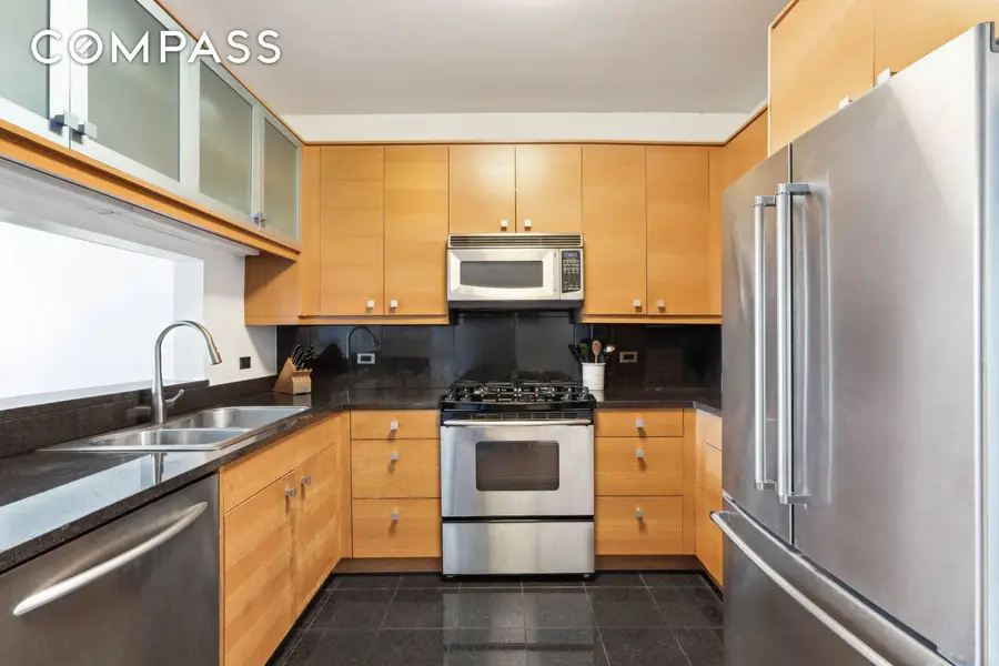 120 Riverside Boulevard #3R, Manhattan, NY 10069 - #3