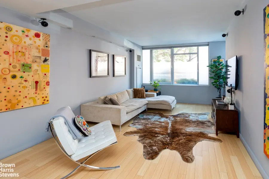 350 W 53rd Street #THG, New York, NY 10019 - #2