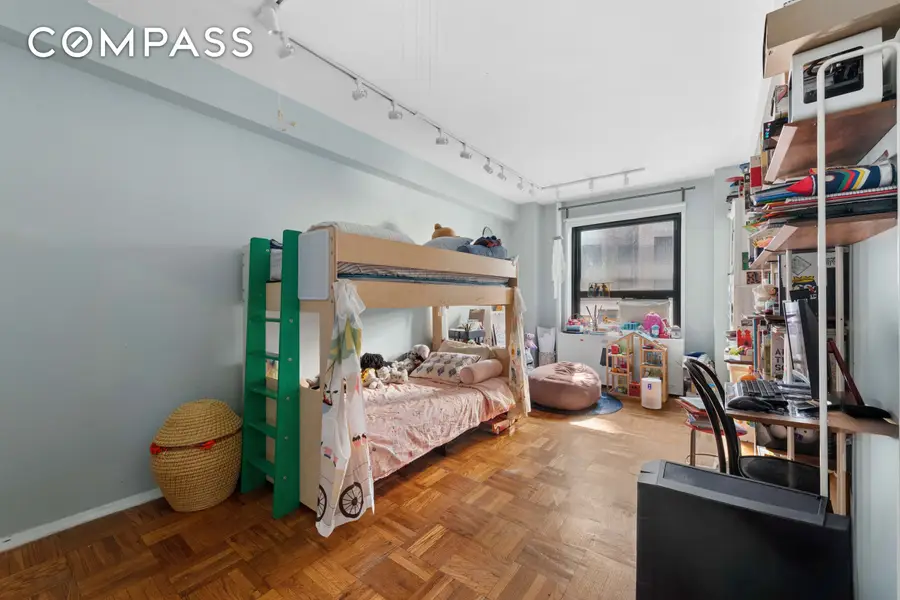 201 Clinton Avenue #2D, Brooklyn, NY 11205 - #3