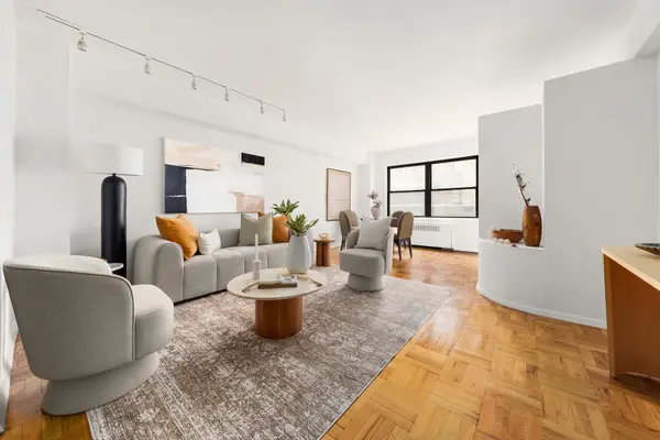 301 E 48th Street #2M, Manhattan, NY 10017