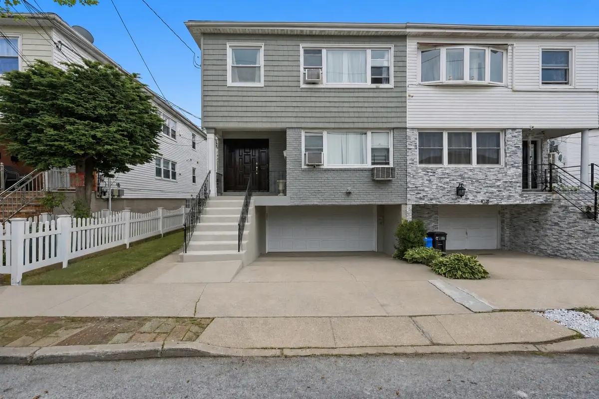 10-37 Bay 31st Street #2, Queens, NY 11691 - #1
