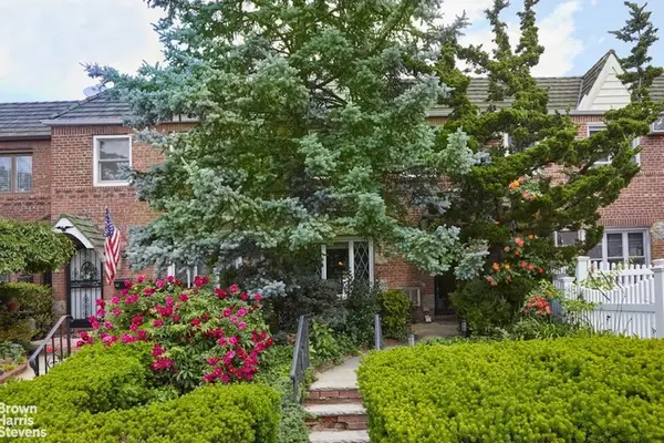 61-57 77th Place, Queens, NY 11379