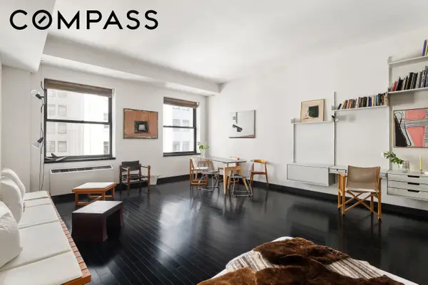 20 Pine Street #2903, Manhattan, NY 10005