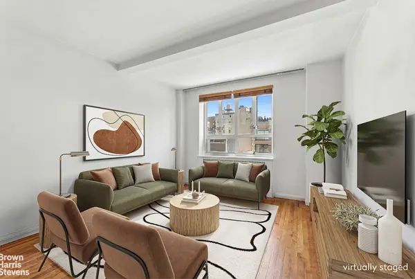 200 W 20th Street #1007, Manhattan, NY 10011