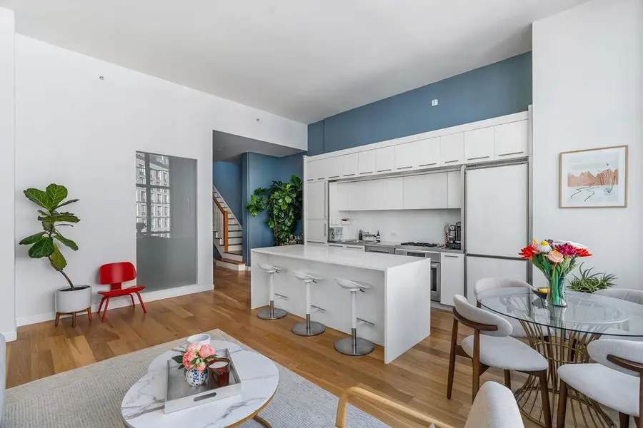 27-28 Thomson Avenue #804, Queens, NY 11101 - #3