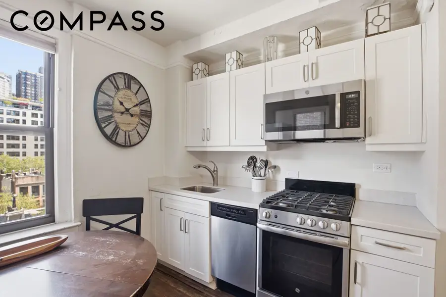 10 Mitchell Place #9F, Manhattan, NY 10017 - #3