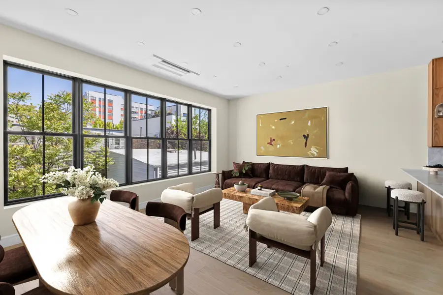 21 Conselyea Street #3, Brooklyn, NY 11211 - #2
